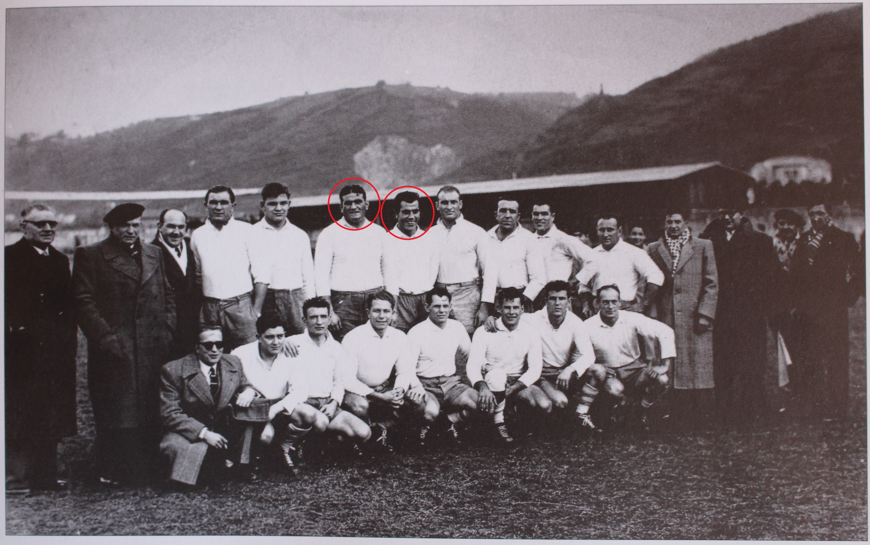 Maci Battaglini, a sinistra, e Vittorio Borsetto nella squadra francese del Vienne (1949-1950)